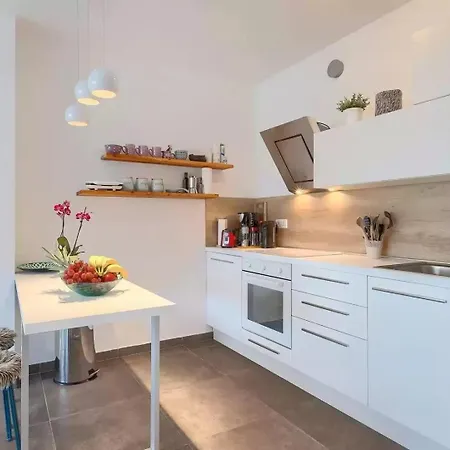 Ellis 2413 Apartman Medulin